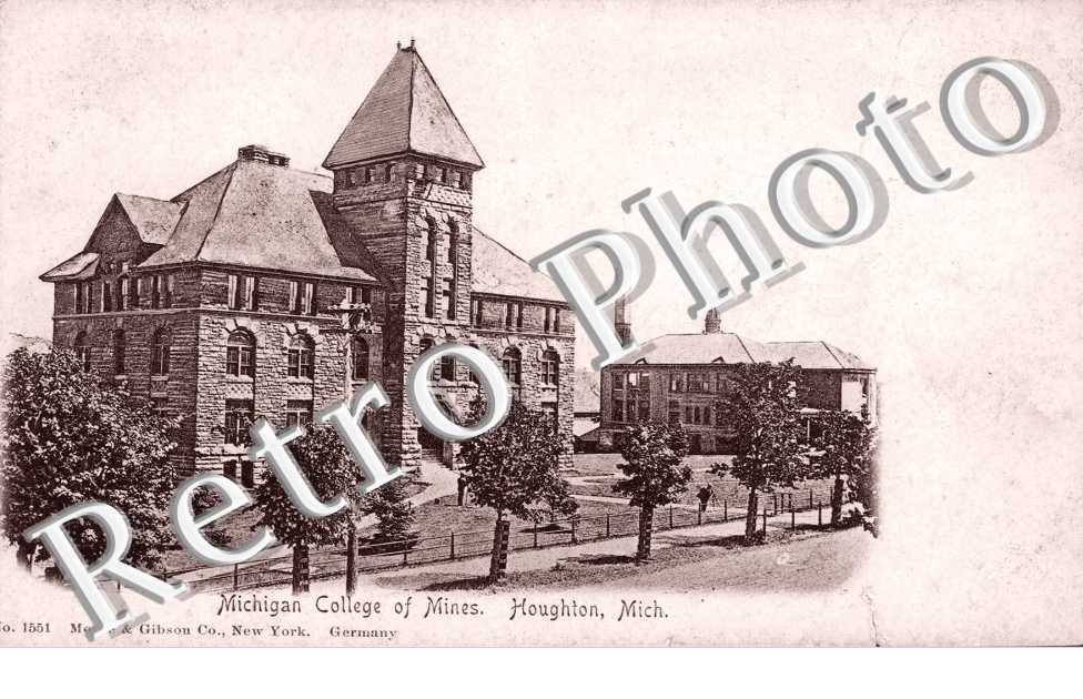 College of Mines