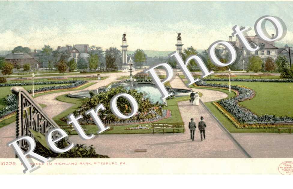entrance to Highland Park