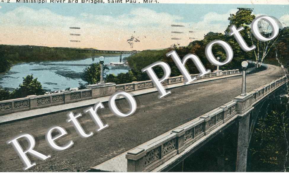 Mississipi River and Bridges