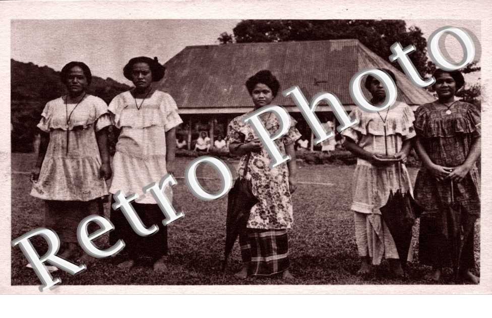 Jeunes Eleves des Soeurs d'Apia