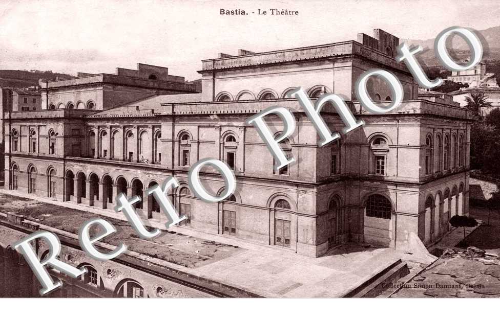 le theatre