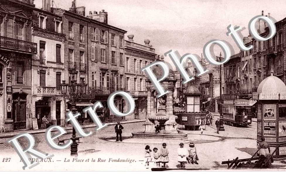 la Place et le Rue Fondaugere