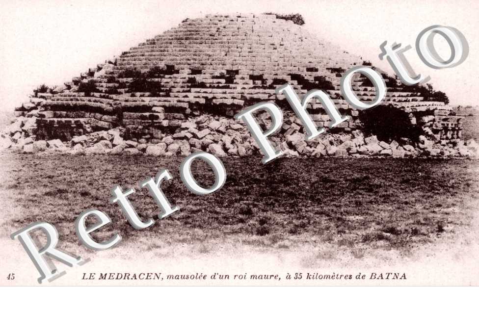 Le Medracen, mausolee d'un roi maure a 35 kilometres a Batna