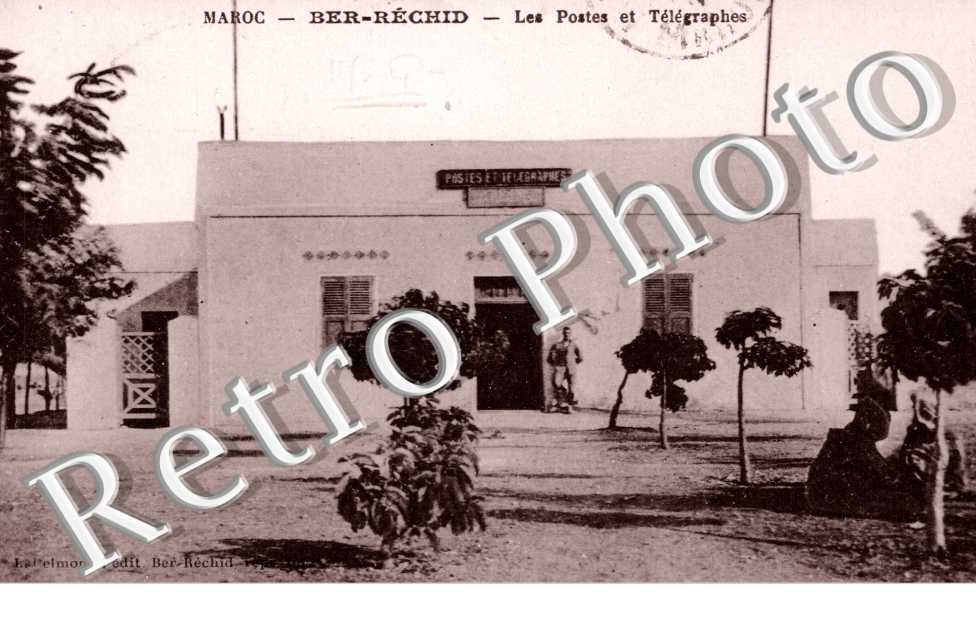Les postes et telegraphes