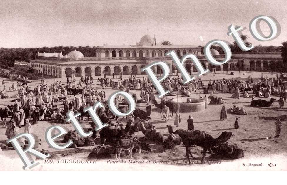Place du Marche et Bureaux des Affaires Indigenes