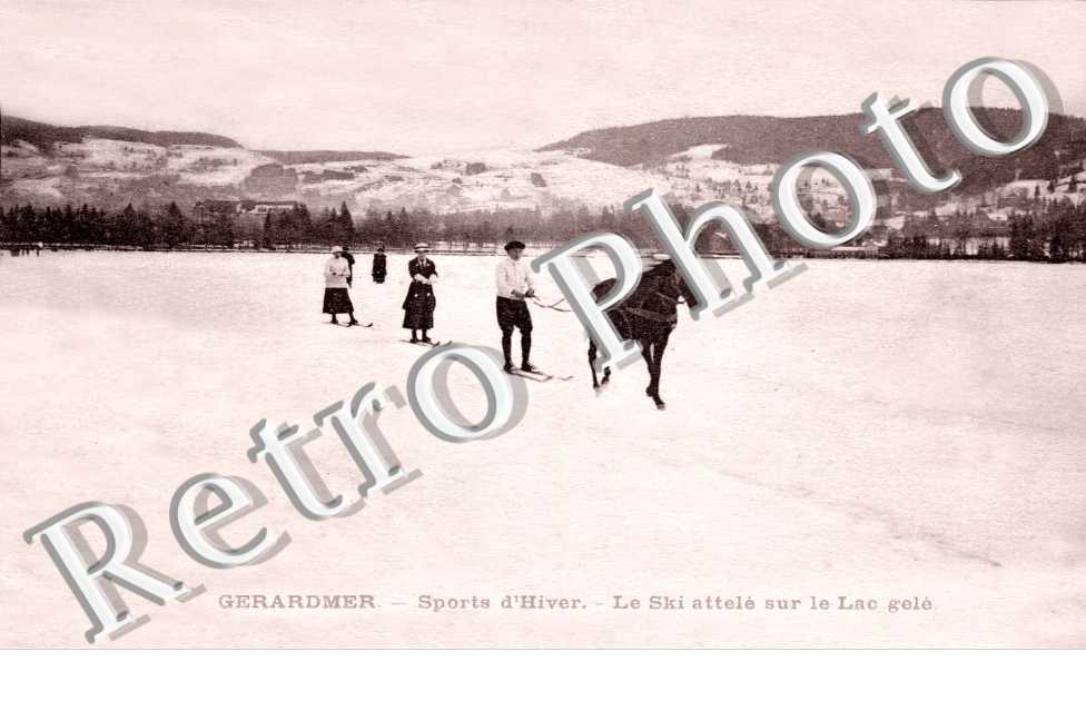 Port d'hiver - ski attele sur le lac gele