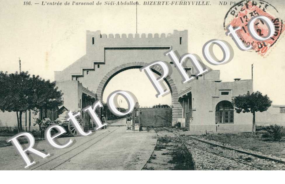 l'Entree de l'Arsenal de Sidi-Abdallah