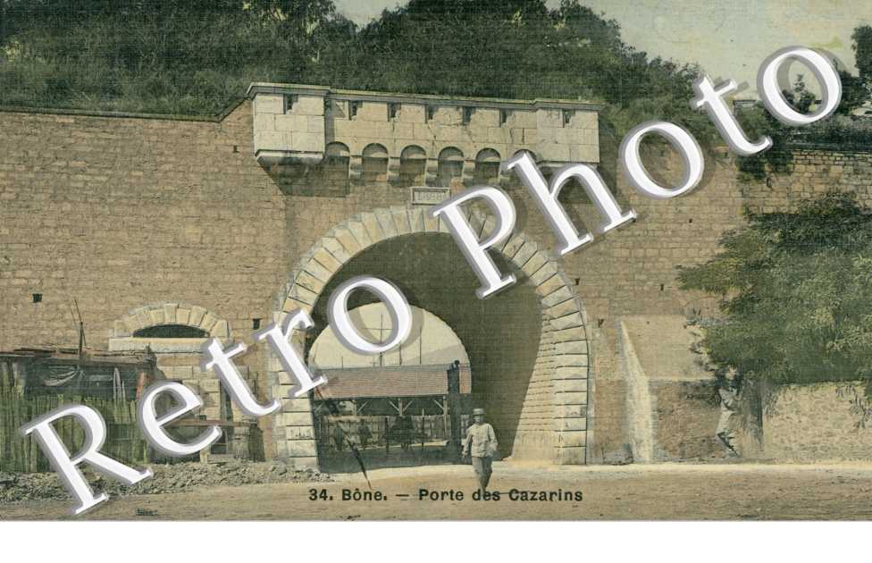 Porte des Cazarins