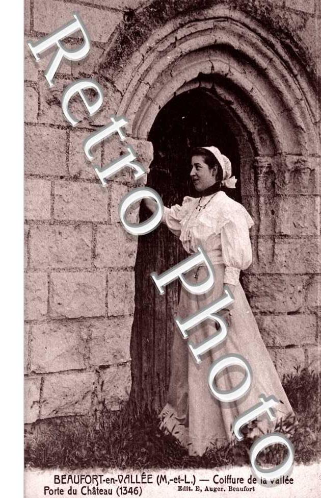 coiffure de la vallee Porte du chateau (1346)