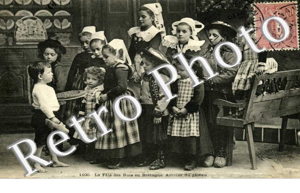 La Fête des Rois - Arrivée du Gâteau
