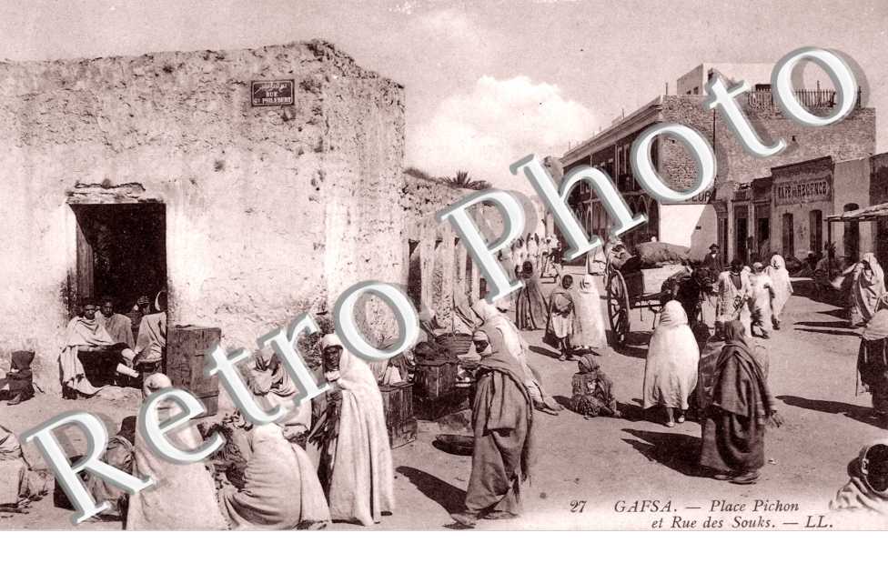 Place Pichon et Rue des Souks