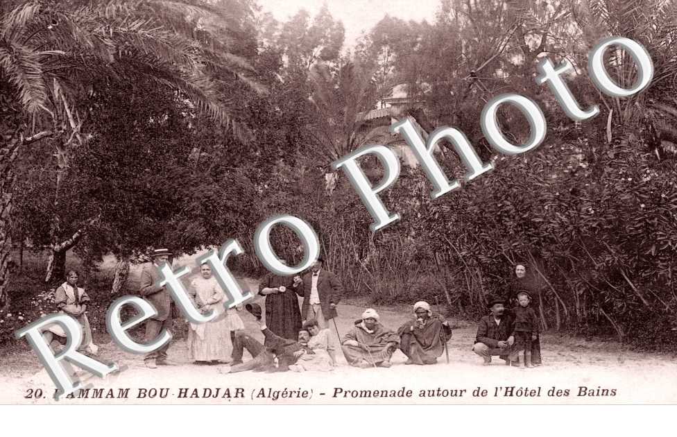 Promenade autour de l'hotel des bains