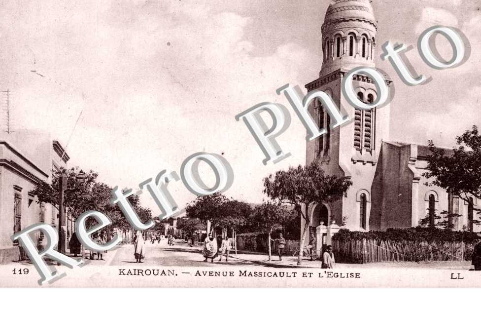 Avenue Massicault et l'Eglise