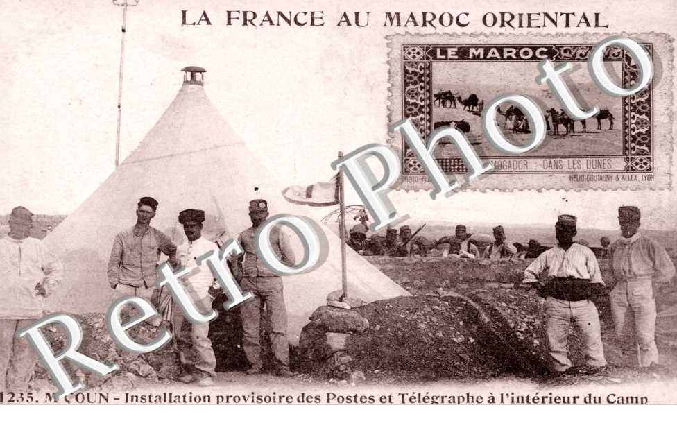 Installation provisoire des postes et telegraphe a l'interieur du camp