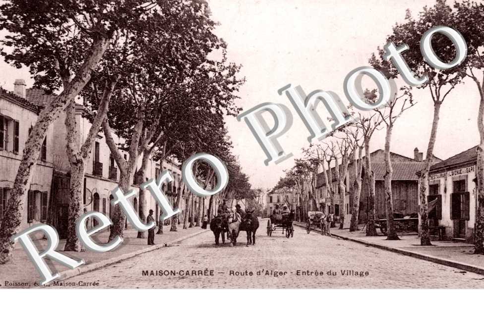 Route d'Alger, Entree du Village