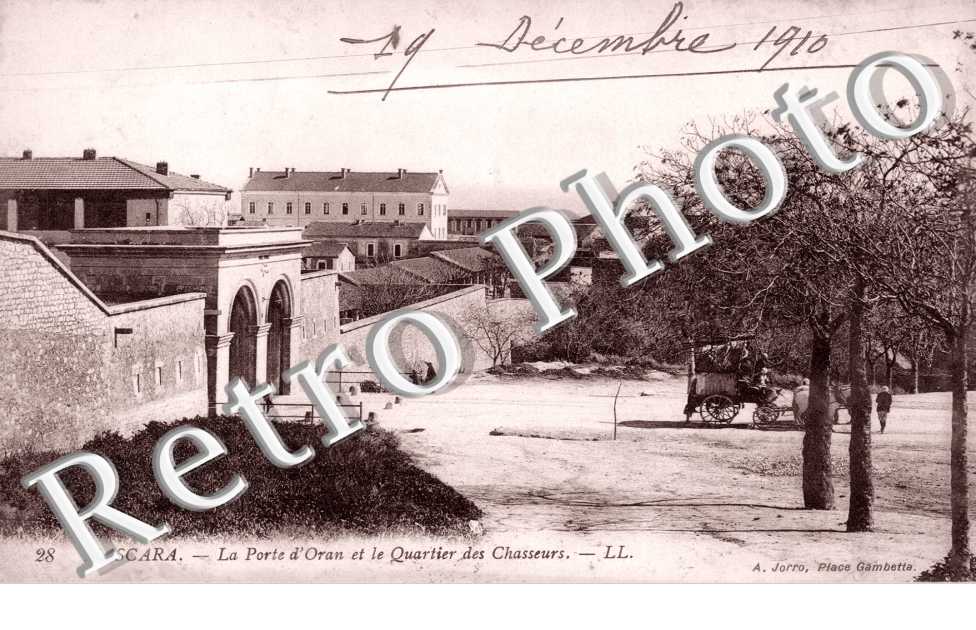 Porte d'Oran et Quartier des Chasseurs
