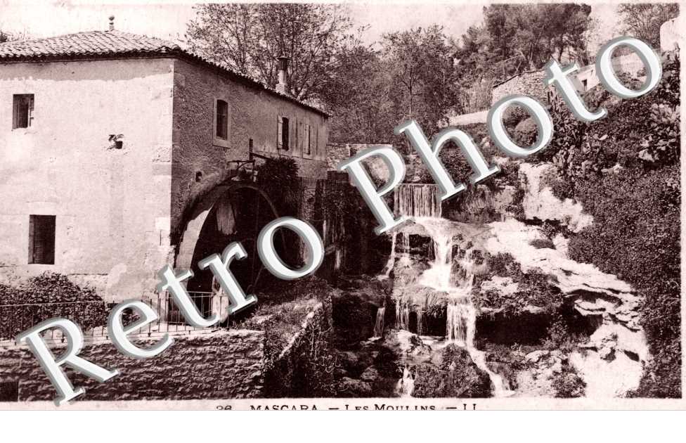 Les Moulins