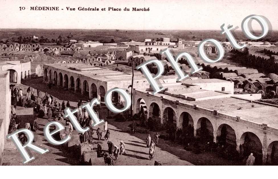 Vue Generale et Place du Marche
