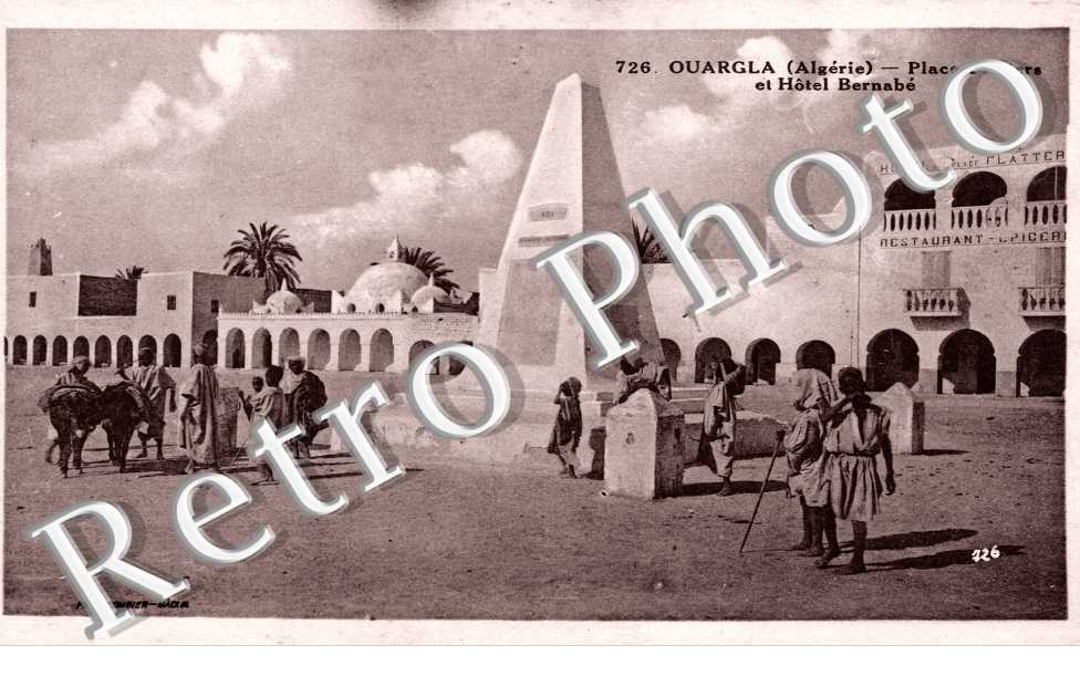 Place flatters et l'hotel Bernabe