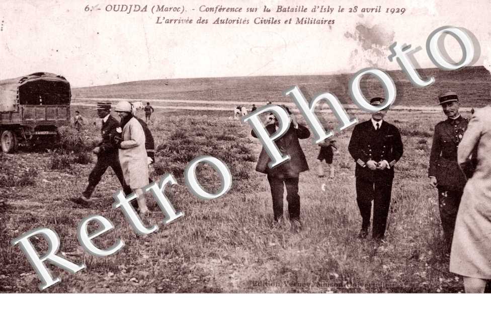 l'arrivees des Autorites Civils et Militaires