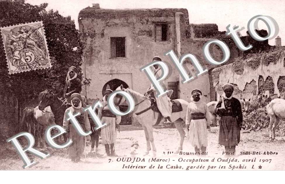 Occupation d'Oudjda, Avril 1907, Interieur de la Casba gardee par les Spahis