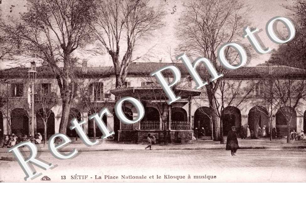 Place Nationale et le Kiosque a musique