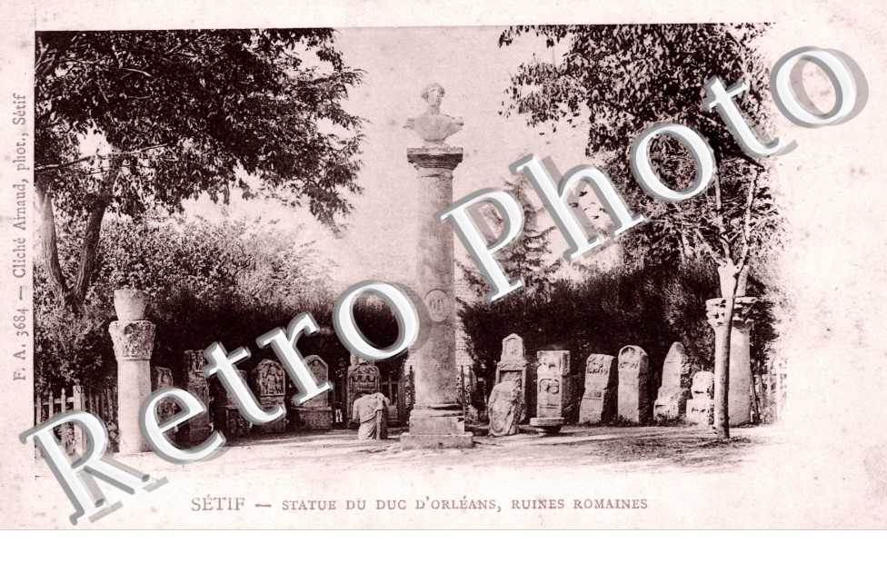 Statue du Duc d'Orleans, ruines romaine