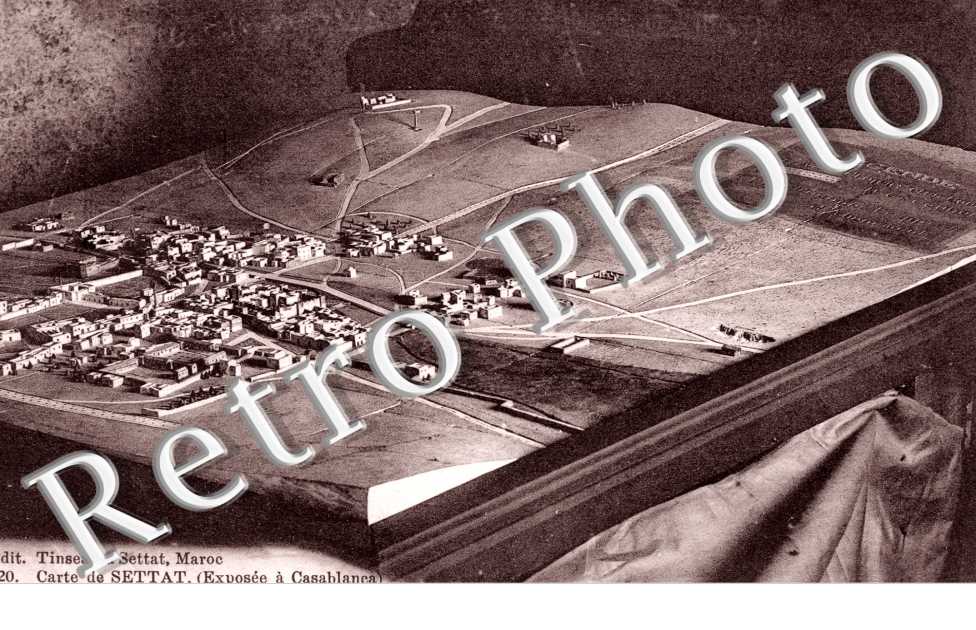 Carte en relief exposee a Casablanca