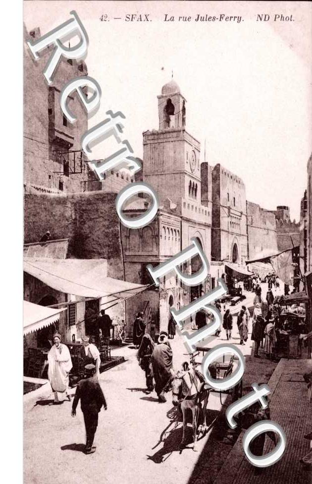 la Rue Jules Ferry