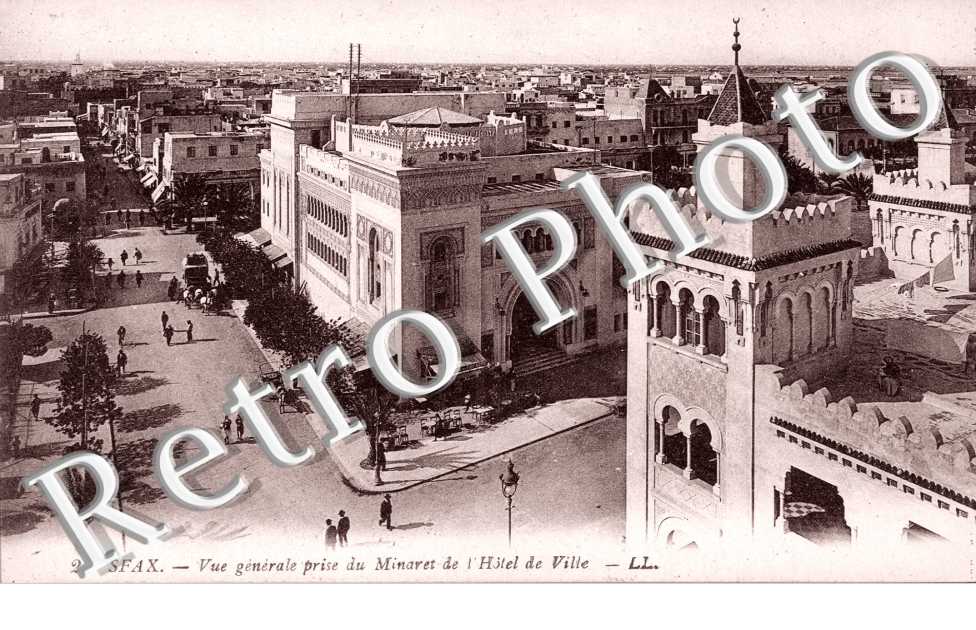 Vue Générale prise du Minaret de l'Hôtel de Ville