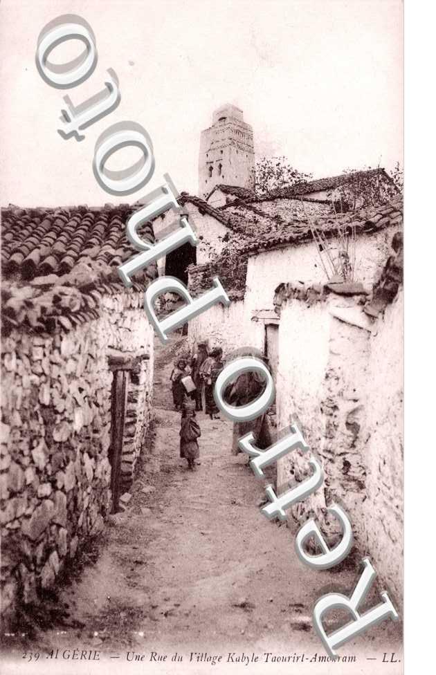 Une rue du village Kabyle