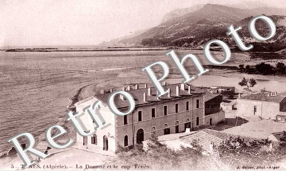 la Douane et le Cap Tenes