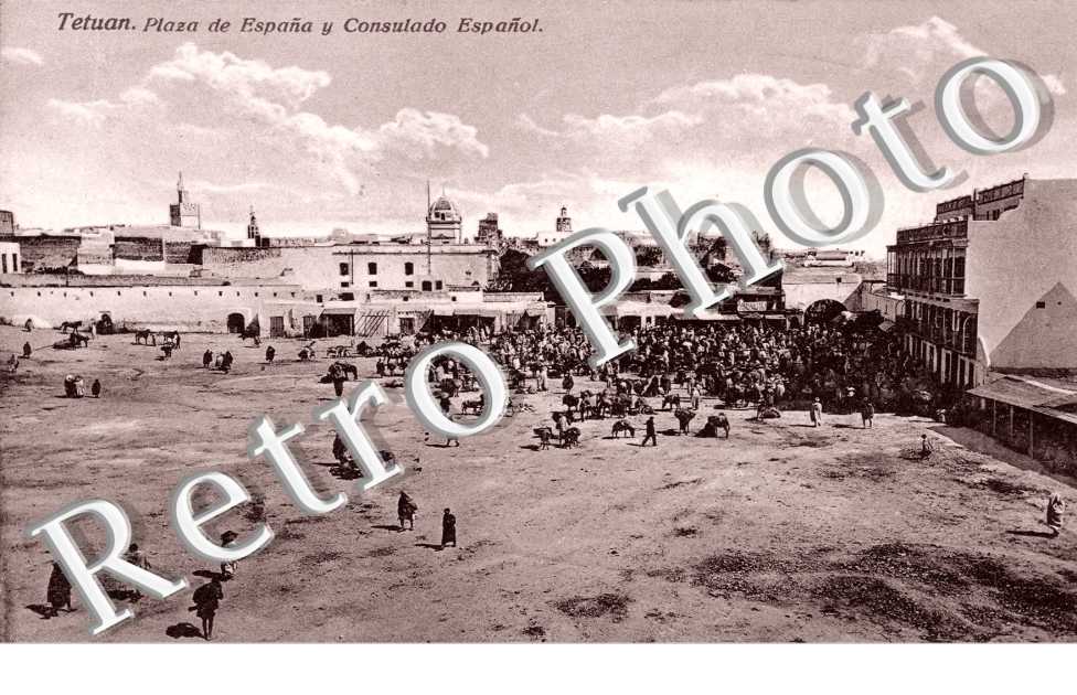 Plaza de Espana y Consulado Espanol