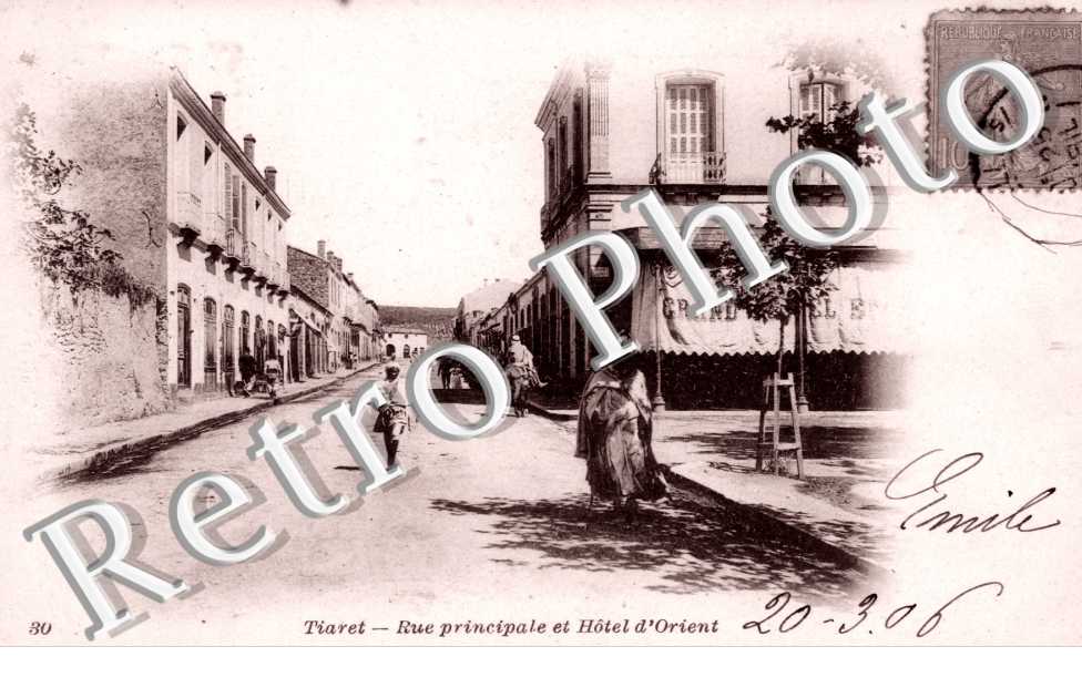 Rue Principale et Hotel d'Orient