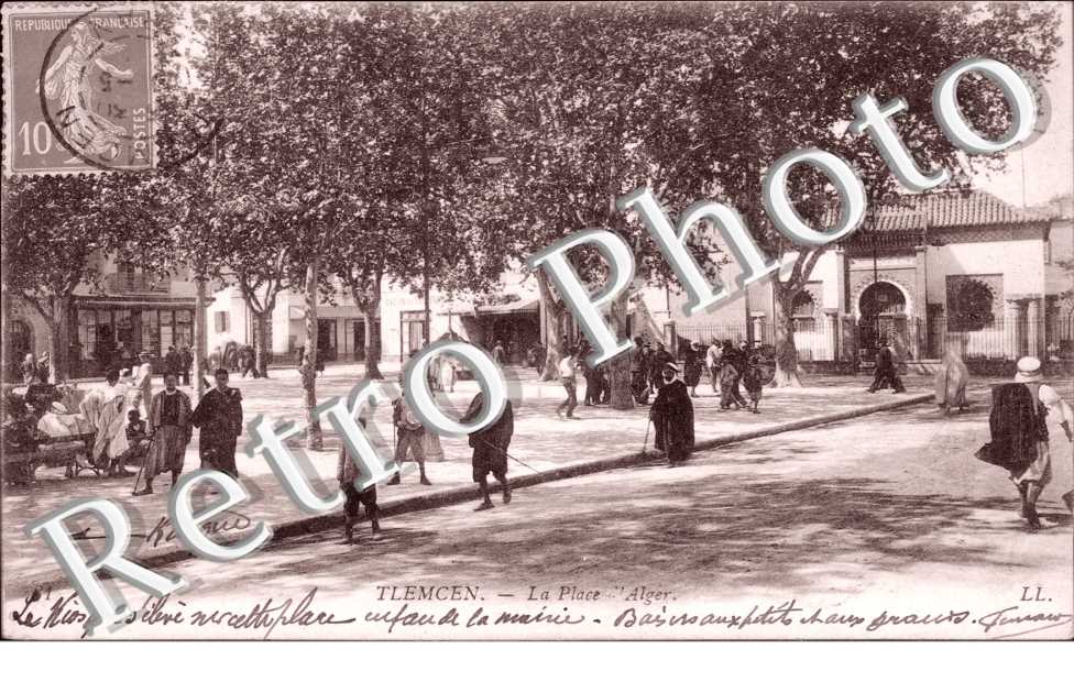 la Place d'Alger