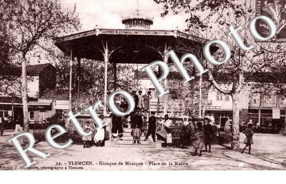 Kiosque de Musique, Place de la Mairie