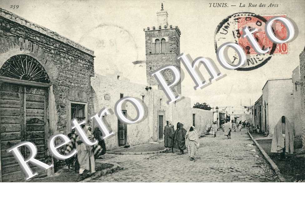la Rue des Arcs