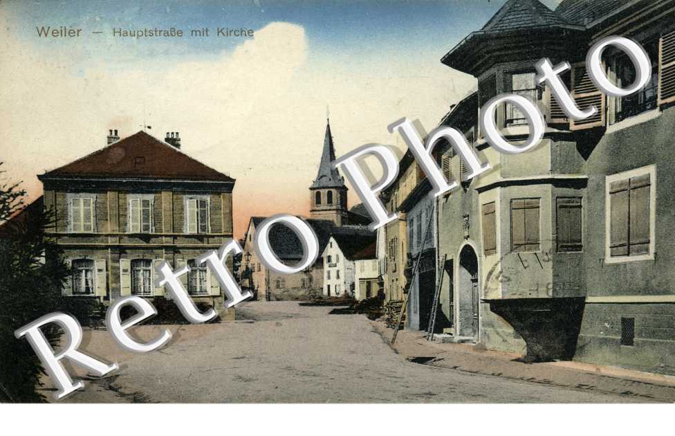 Haupstrasse mit Kirche