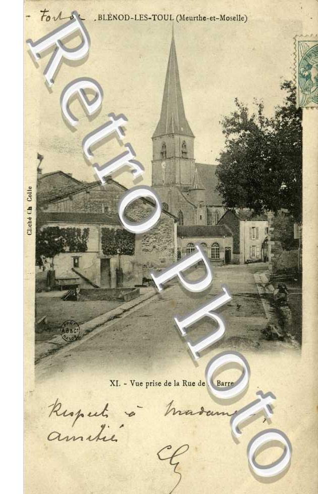 Vue prise de la Rue de la Barre