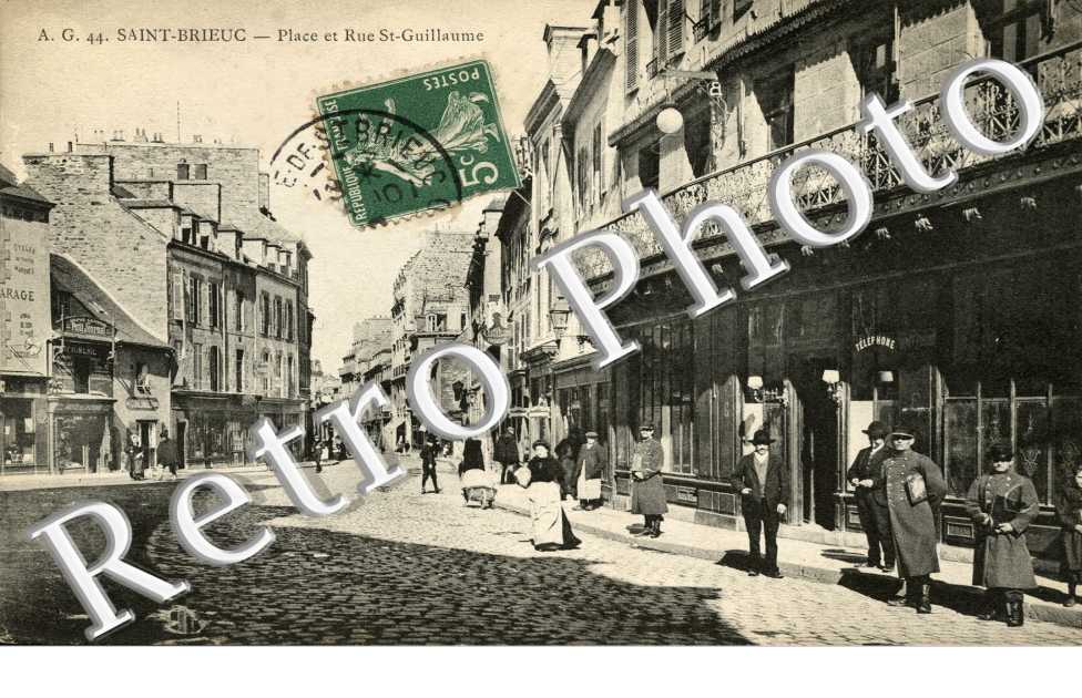 Place et Rue Saint Guillaume