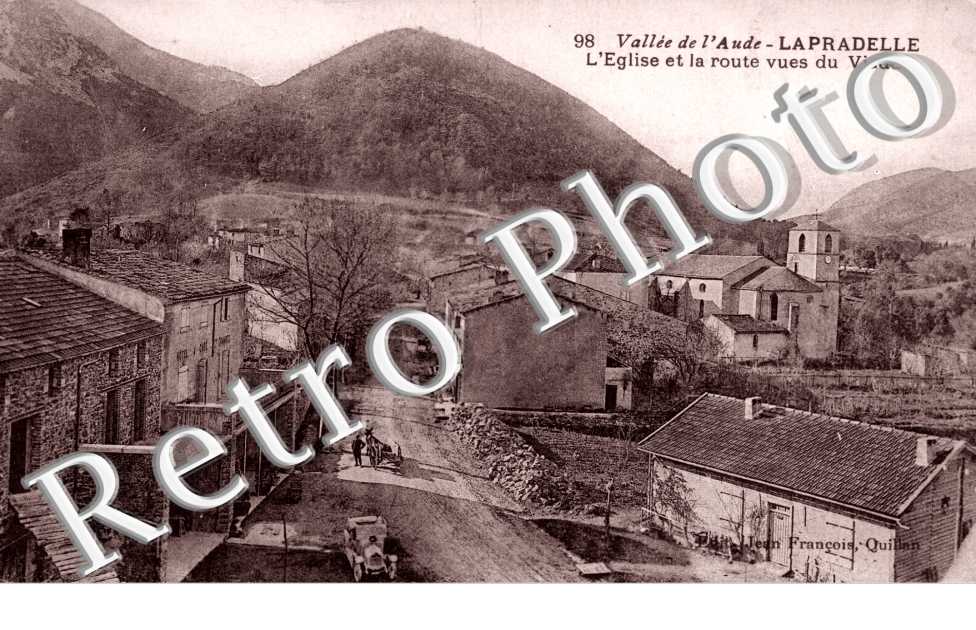 l'eglise et la route vues du viaduc