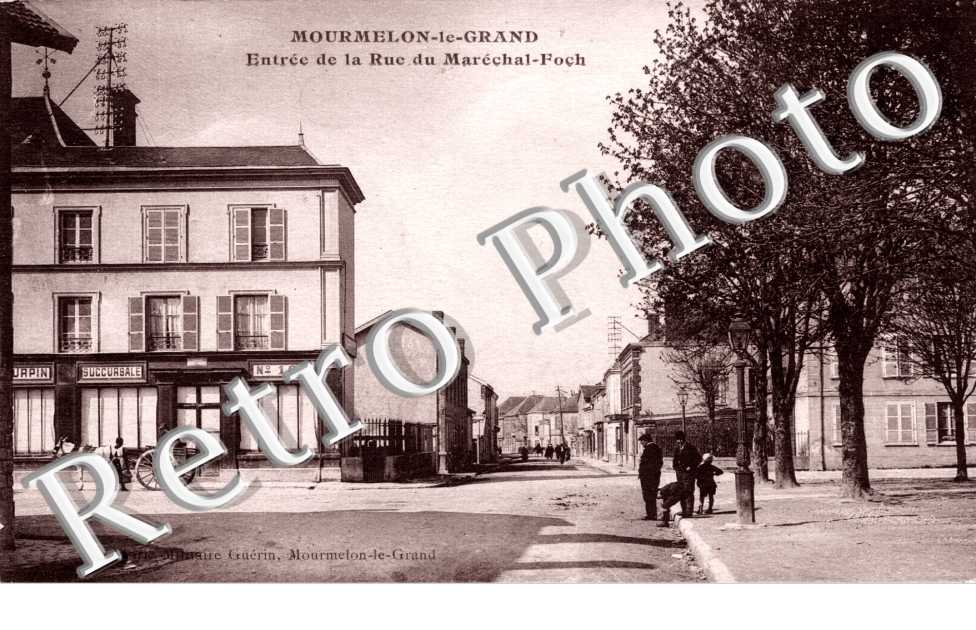 entree de la rue du Marechal Foch