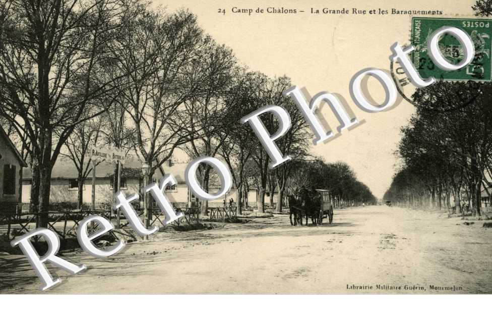 camp de Chalons La grande rue et les baraquements