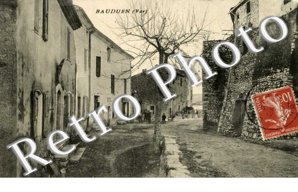 (une rue)