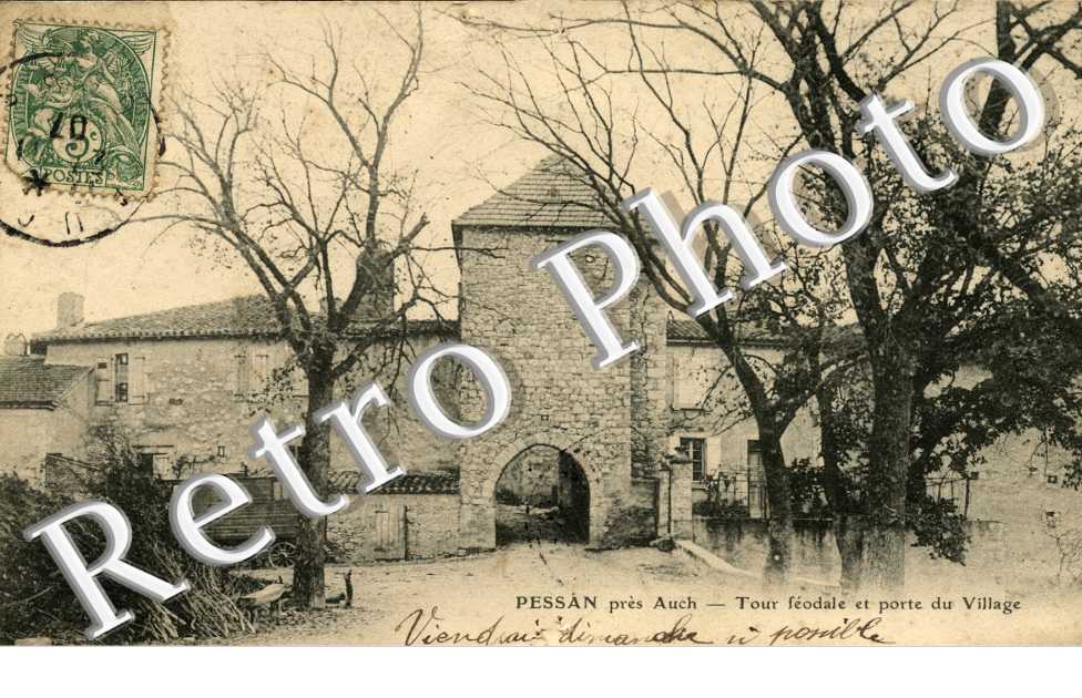 Tour feodale et porte du village