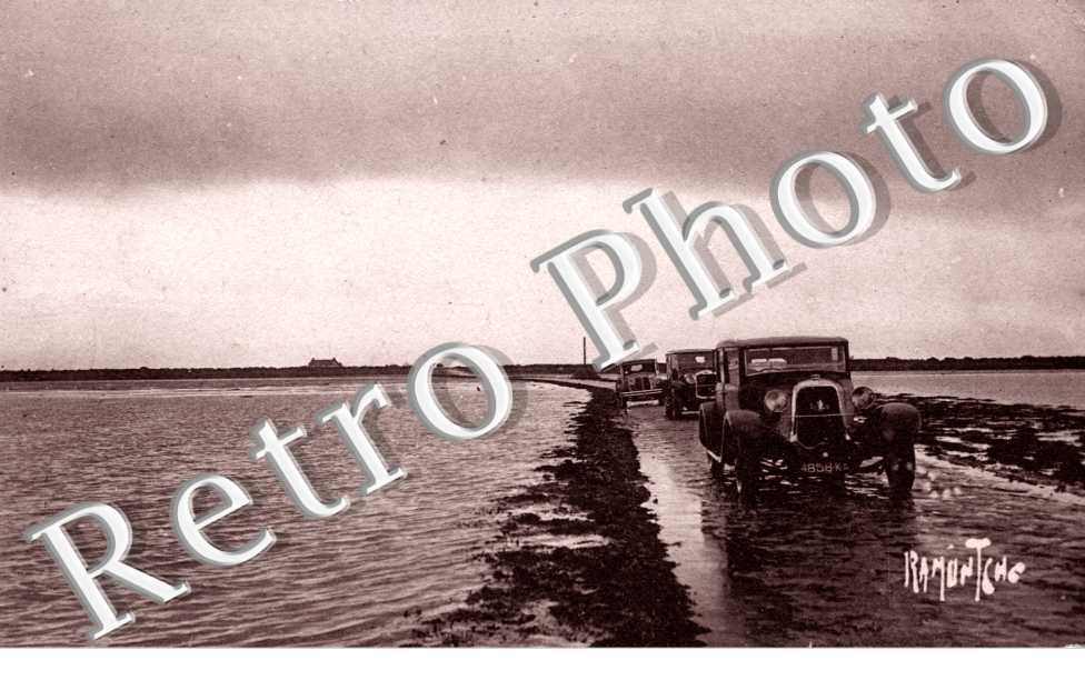 La passe du Gois reliant l'Ile de Noirmoutier a Beauvoir sur Mer