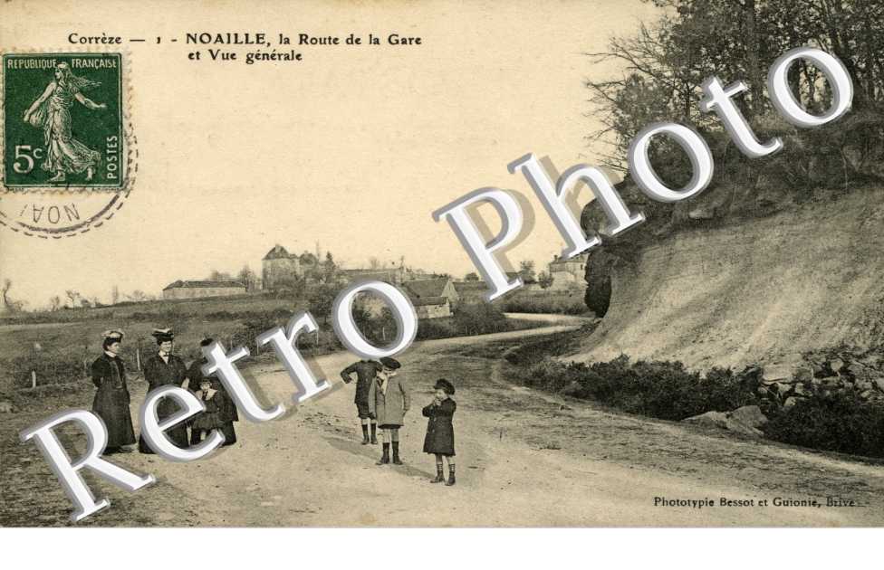 Noaille, la route de la gare et vue generale