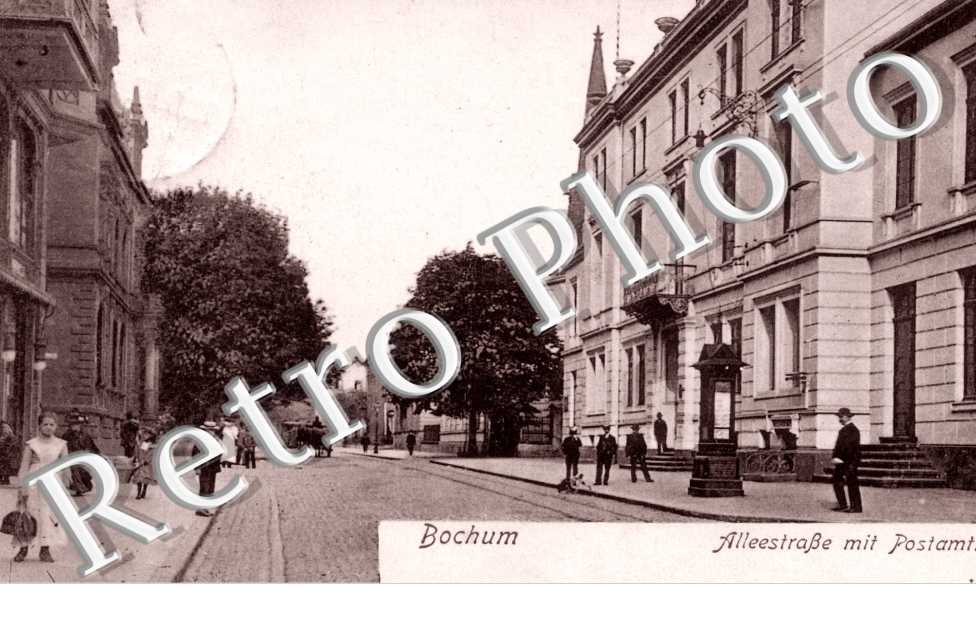 Alleestrasse mit postamt