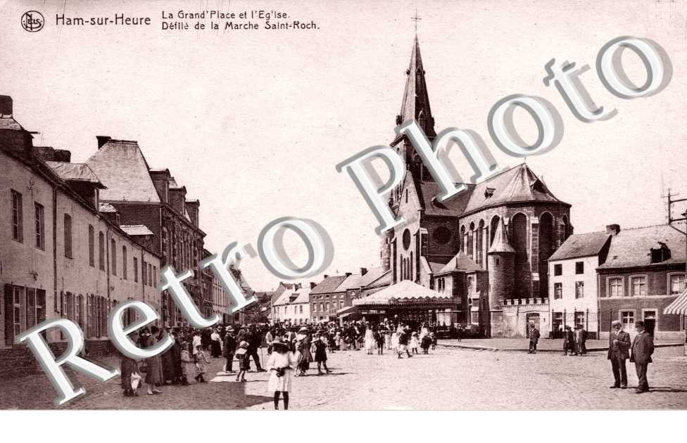 La grand place et l'eglise