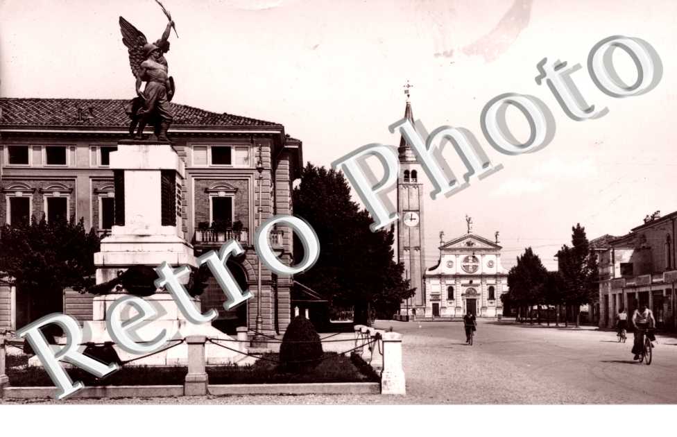 Viale Chiesa e Monumento ai Caduti